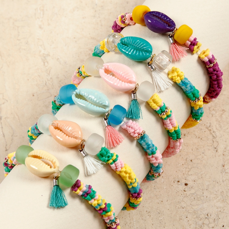 Tuto : Des bracelets en perles heishi et coquillages - Idées conseils et  tuto Perles et Bijoux