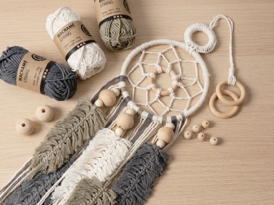 Techniques with macrame