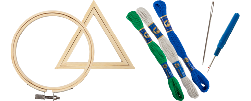 Petits articles pour la broderie - cadre en bois, ficelle et aiguille