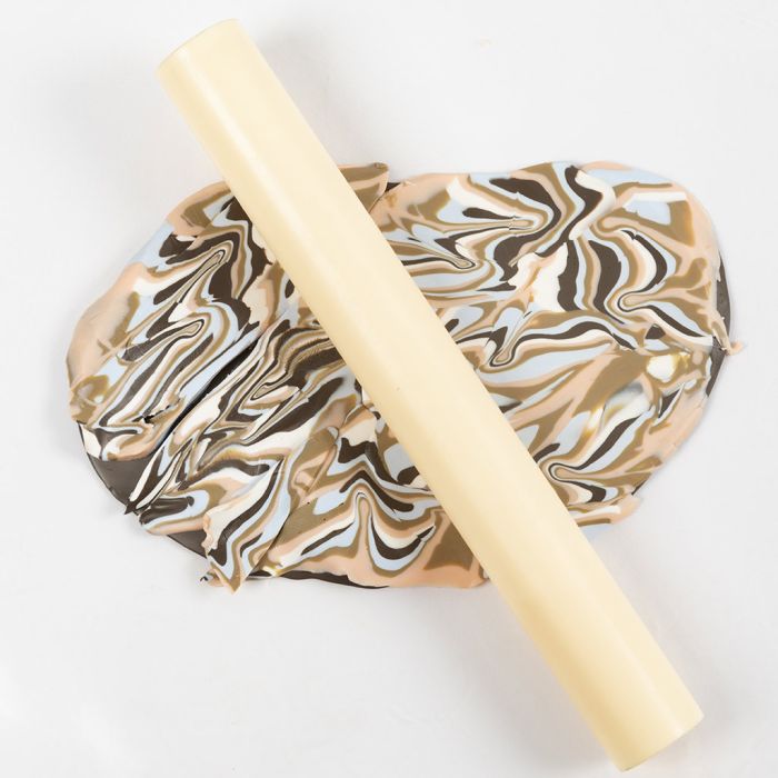 Comment créer un marbrage avec de la pâte polymère fine