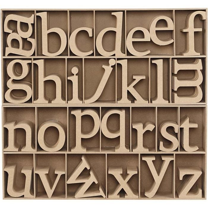 Lettre, H : 8 cm, ép. 2 cm, 112 pièces/ 1 Pq.