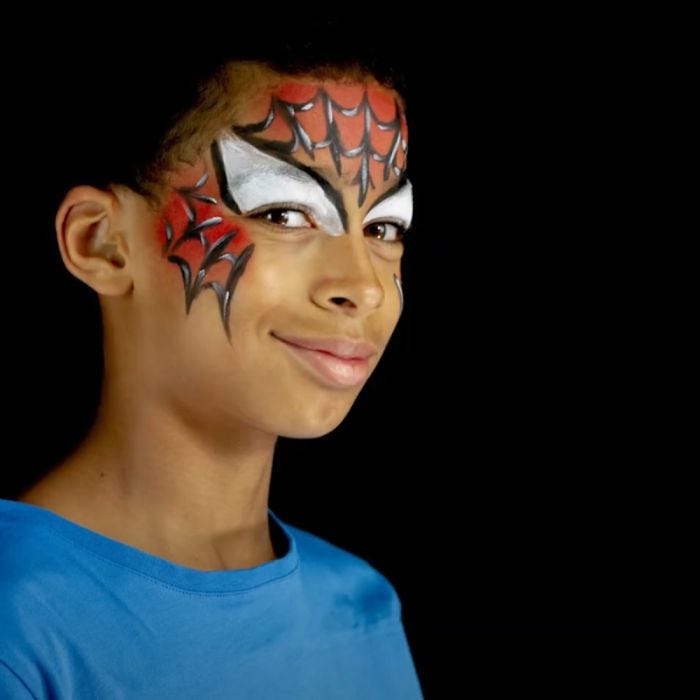 Vidéo DIY : Faire un maquillage Spiderman pour Halloween