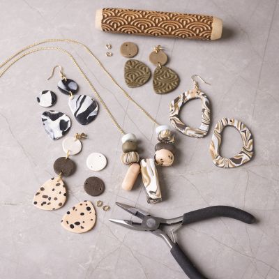 Kit de démarrage DIY : Apprenez à créer des bijoux.