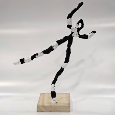 Figurine Maren en pâte Silk Clay®
