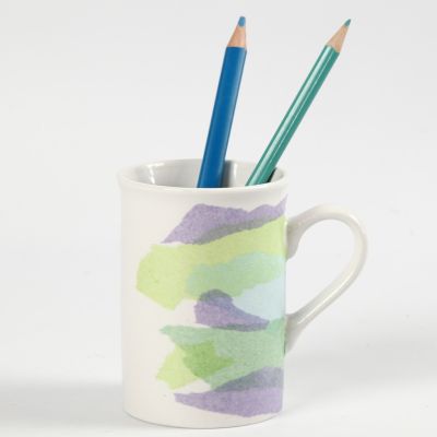Découpage sur porcelaine