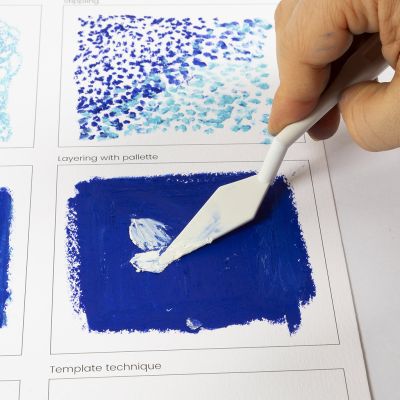 Comment utiliser une spatule pour créer des couches et de la texture avec des pastels à l’huile