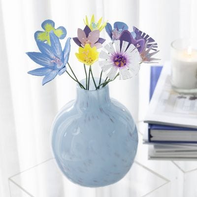 Fleurs faites à partir de boîtes à œufs