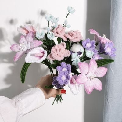 Bouquet printanier en fil chenille
