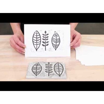 Tracez votre prope dessin sur un bloc de gravure