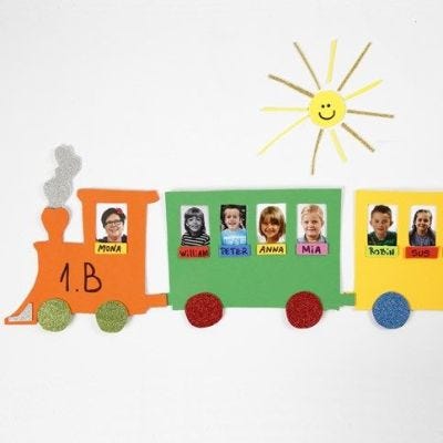 Une présentation photo sur une locomotive réalisée en mousse de caoutchouc.