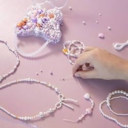 Perles de cire, diamètre intérieur 1,3-2,5 mm, ca. 1800+ pièce, orange pastel, rose clair, mauve clair, nacré, 127 gr, 1 Pq.
