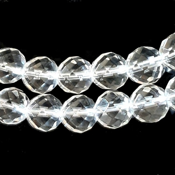 Fil de 44 perles facettées rondes 8mm 8 mm en cristal de roche à facettes - Photo n°1