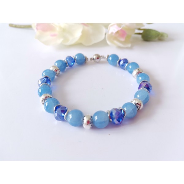 Kit bracelet perles en verre bleu et apprêts argent mat - Photo n°1