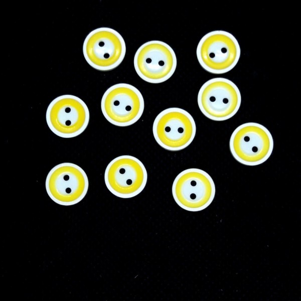 11 Boutons en résine - jaune et blanc - 13mm - bri512 - Photo n°1