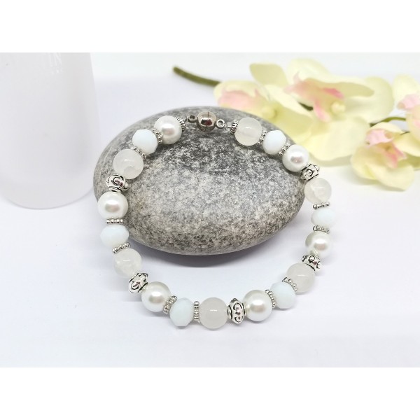 Kit bracelet ajustable perles en verre blanche - Photo n°2