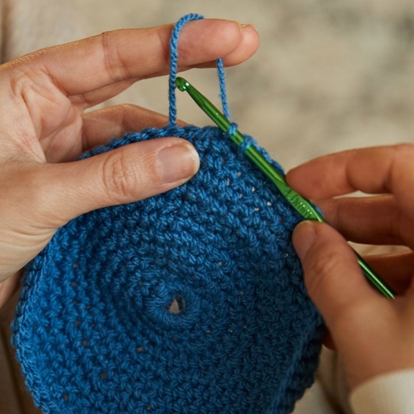 Kit DIY Crochet Mindful DMC - Coussin - Ø 40 cm - Photo n°4