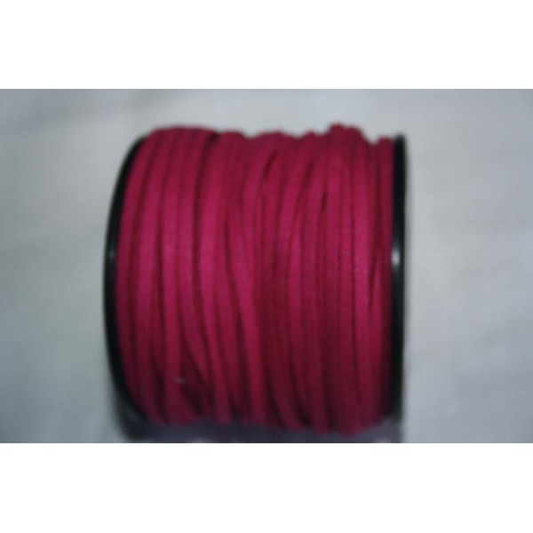 1 M de suédine (daim artificiel) de couleur rose fushia 3 mm fuchsia - Photo n°1