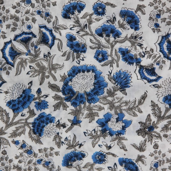 Tissu fleuri blanc en voile de coton batik en 110 cm - Photo n°1
