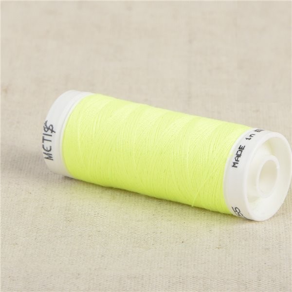 Bobine fil polyester 200m Oeko Tex fabriqué en Europe jaune vert clair - Photo n°1