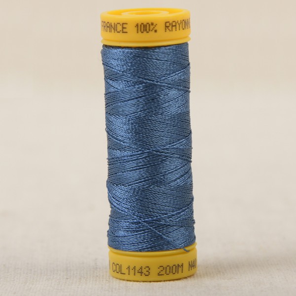 Bobine fil à broder 100% viscose 200m - Bleu Céruléen C143 - Photo n°1