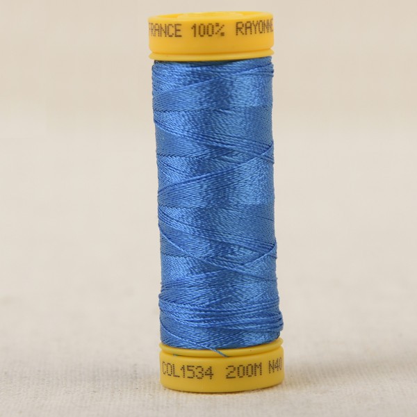 Bobine fil à broder 100% viscose 200m - Bleu Royal C534 - Photo n°1