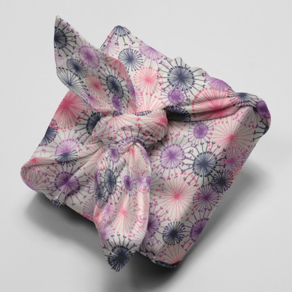 Tissu Popeline de coton - Motifs Violets - Vendu par 10 cm - Photo n°4