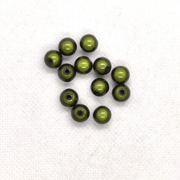 12 Perles vert - résine - 8mm - b158 - Photo n°1