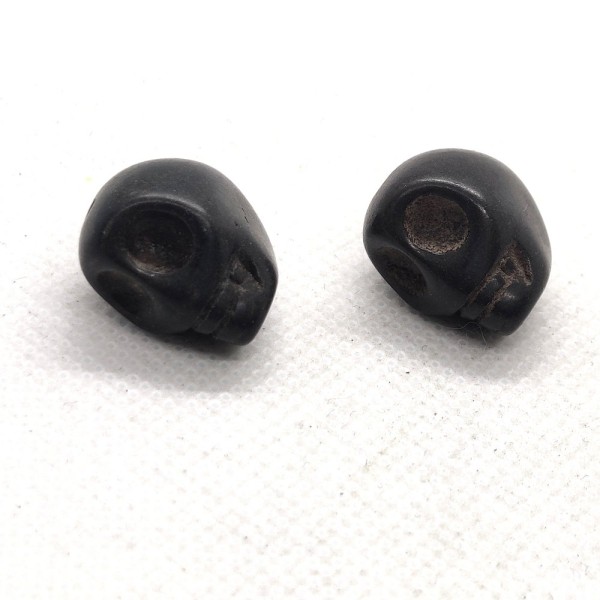 1 Perle tête de mort howlite teintée noir 18mm - b165 - Photo n°1