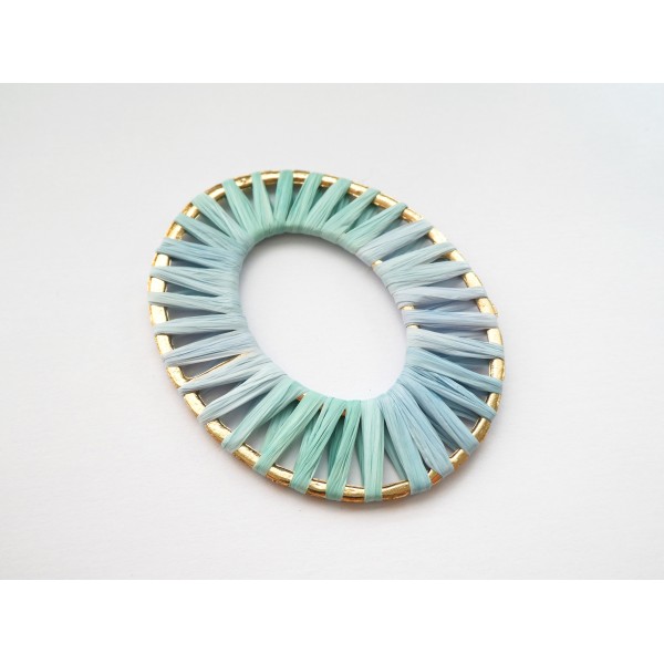 1 Grand pendentif Ovale 65*53mm en raphia vert/bleu pastel - Photo n°1