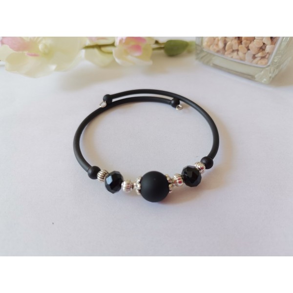 Kit bracelet fil à mémoire de forme et perles noires - Photo n°1