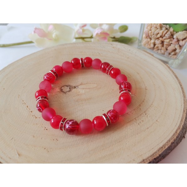 Kit bracelet fil élastique et perles en verre rouge - Photo n°1
