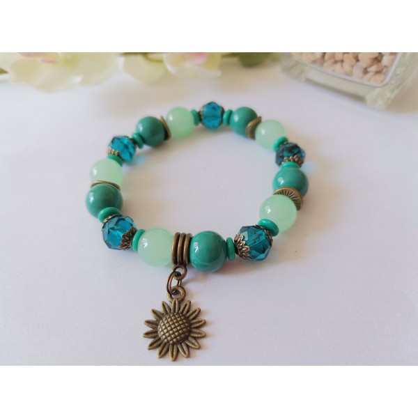 Kit bracelet fil élastique et perles en verre turquoise et verte - Photo n°2