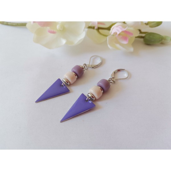Kit boucles d'oreilles sequin émail triangle violet et perles en verre colonne - Photo n°2