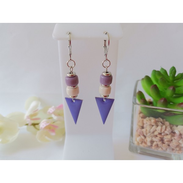 Kit boucles d'oreilles sequin émail triangle violet et perles en verre colonne - Photo n°1