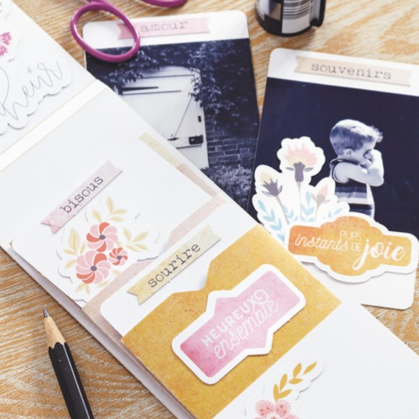 French Kits Papier - Mini-album photos Instants de joie - 8 pages - Photo n°3