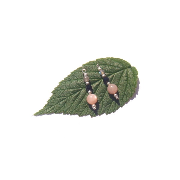 Pierre de Soleil, Spinelle, Labradorite : pendentifs 2.6 CM de hauteur - Photo n°1