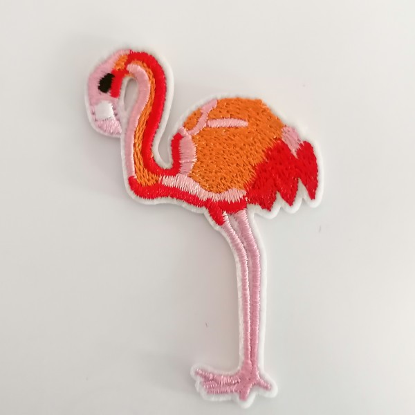 Un thermocollant flamant rose - Photo n°1