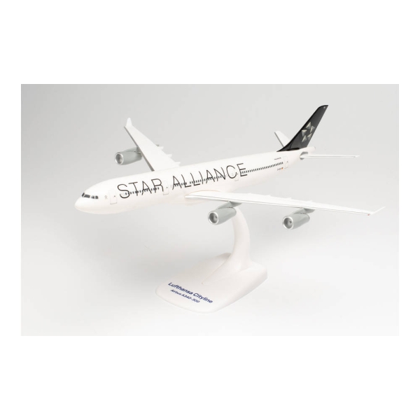 Airbus A340 -300 Star Alliance CityLine  D-AIFA - 31.9 cm - modèle à emboiter 1/200 Herpa - Photo n°1