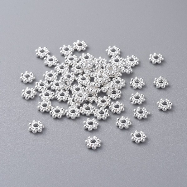 Perles métal intercalaires fleur 4 mm argenté x 50 - Photo n°1
