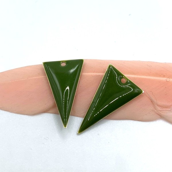 2 Sequins Grands Triangles émail Vert Olivine Kaki – 22*13 mm - Photo n°1
