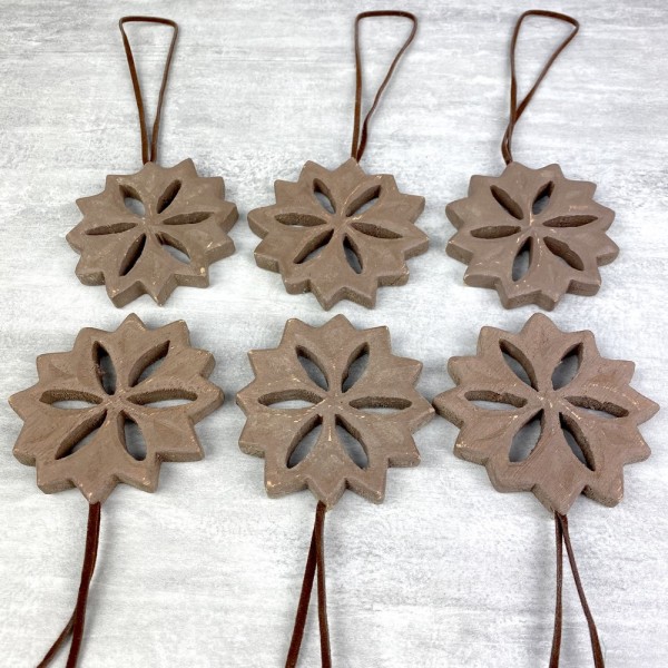 Lot de 6 Suspensions petit Flocon en bois brun peint, diamètre. 8 cm, déco sapin de Noël - Photo n°4