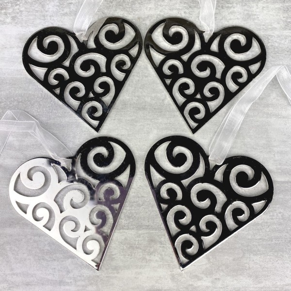 Lot de 4 Coeurs en métal Argenté, 8 cm, suspensions avec ruban en organza blanc, déco sapin de noël - Photo n°2
