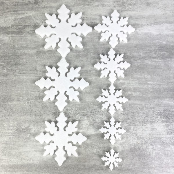 Lot de 8 Flocons de neige en polystyrène, diam. de 3,5 à  11 cm, décoration de Noël - Photo n°1