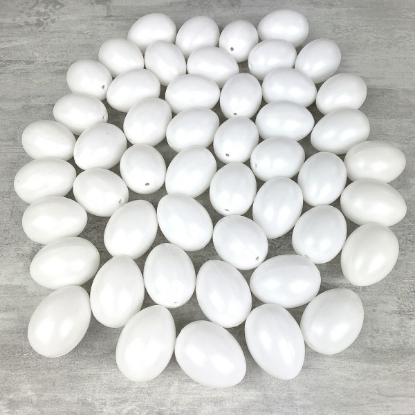 Lot 50 petits Oeufs de Pâques, Plastique blanc, Hauteur 4,5 cm, à décorer, avec trou de suspension, - Photo n°3