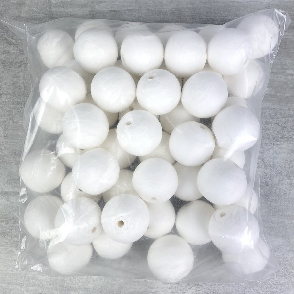 Lot de 50 Boules de 4 cm en ouate de cellulose, Billes blanches en coton compressé de 40 mm avec tro - Photo n°3