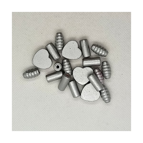 Lot de 19 perles tube, ovale et coeur en bois gris - taille diverse - 2 - Photo n°1