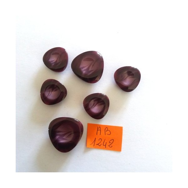 6 Boutons en résine violet - 21mm et 17mm - AB1242 - Photo n°1