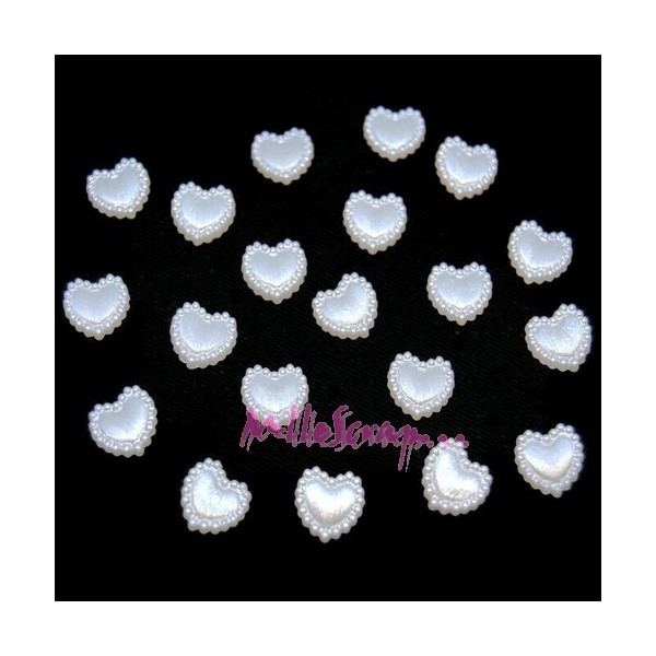 Cabochons petits cœurs résine blanc - 20 pièces - Photo n°1