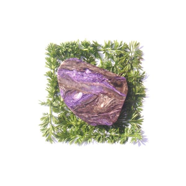 Tranche Charoïte violette multicolore 5.6 CM x 4.3 CM x 8 MM - Photo n°1