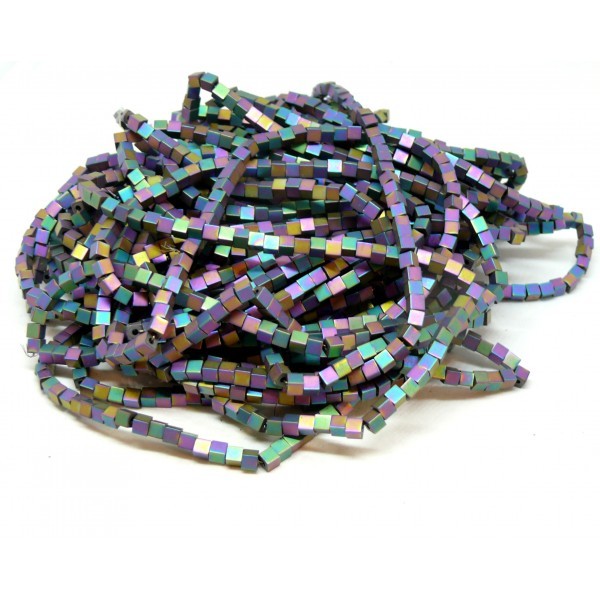 HQ927 Lot 1 fil d'environ 130 perles Hématite Cube 3 par 3mm metallisé coloris 01 - Photo n°1